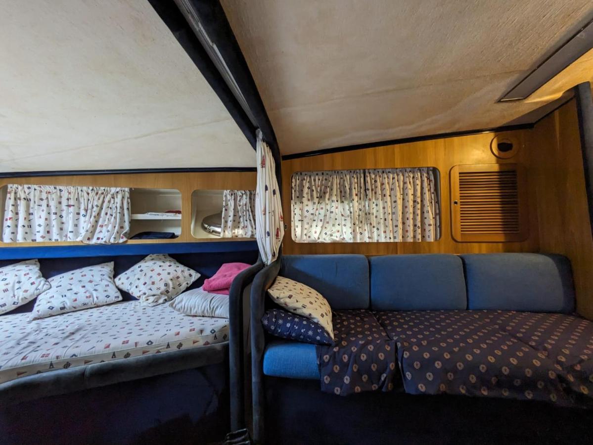 Hotel Magno II Boat à Sant Adrià de Besòs Extérieur photo