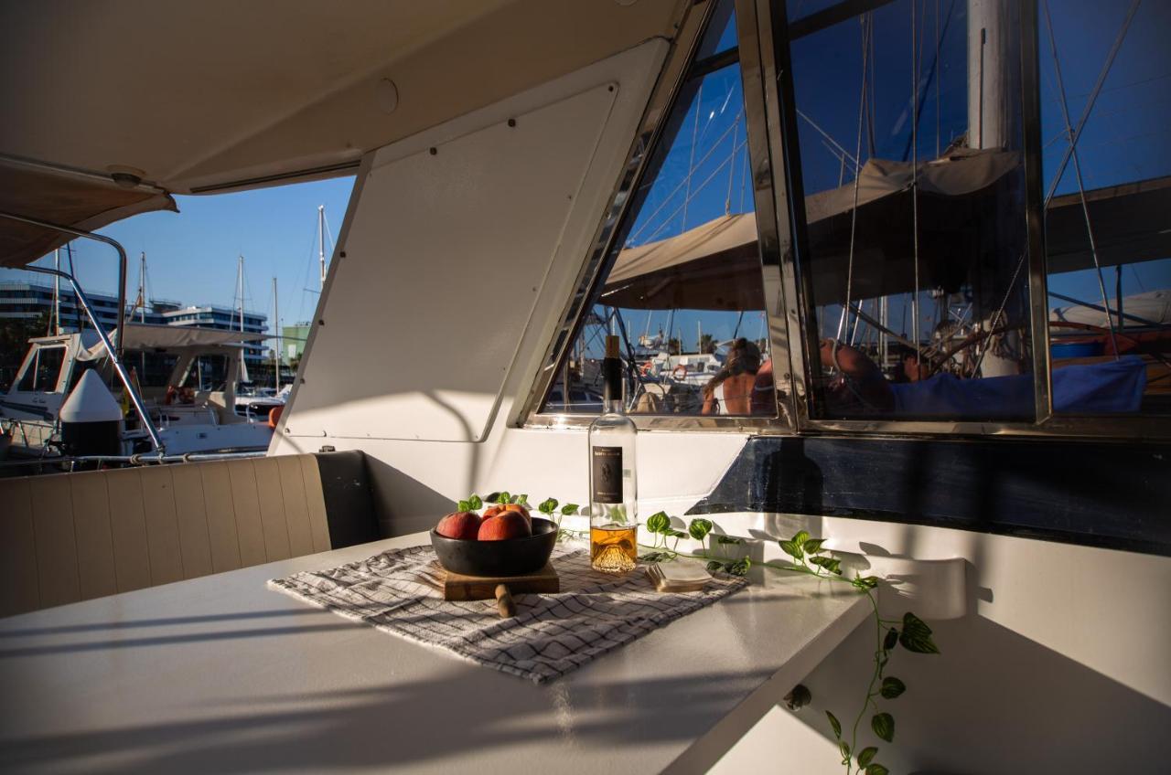 Hotel Magno II Boat à Sant Adrià de Besòs Extérieur photo